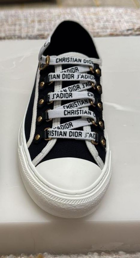 Dior sneakers